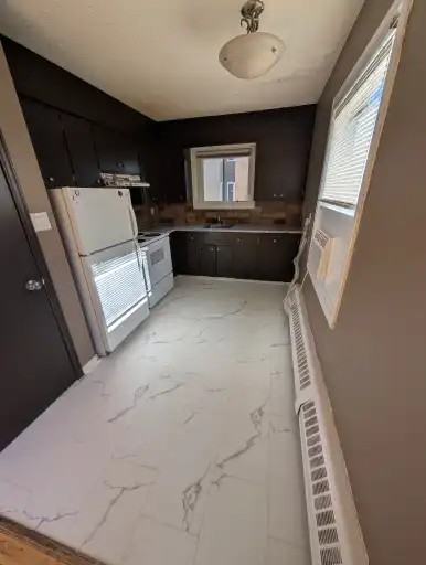 3920 Robinson St #39202 - Photo 5 of 14