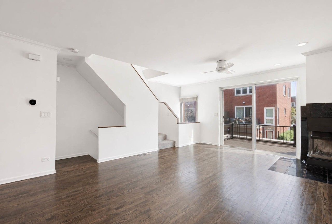 1781 W Altgeld St #O - Photo 5 of 17