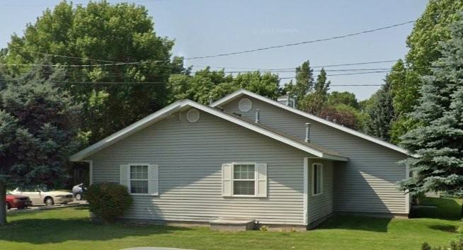 343 W Pine St - Photo 3 of 7