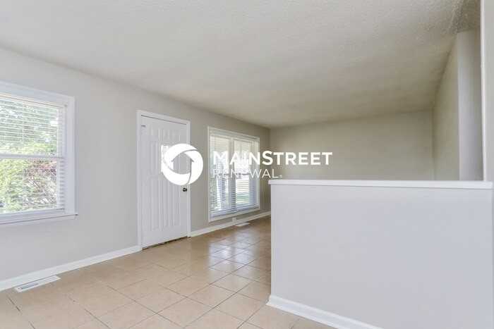 23 Jamestown Dr - Photo 4 of 16