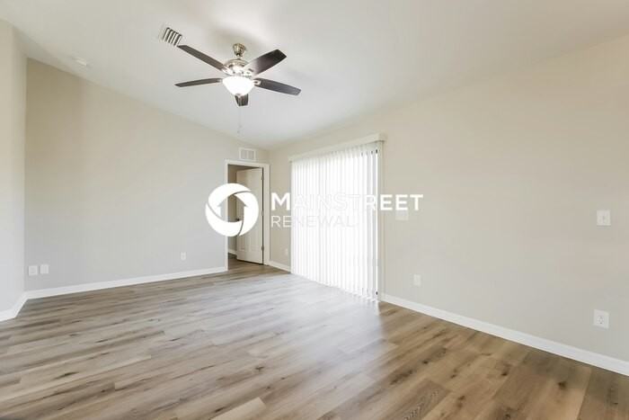 2806 58th St W - Photo 2 of 16