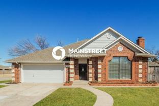 1141 Sw 127th Pl - Photo 1 of 1