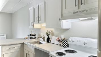 featured image of 1661 Geneva St