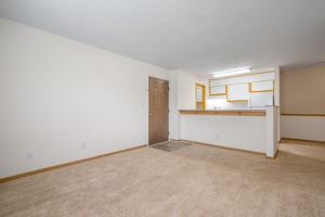 featured image of 805 Roam Ct