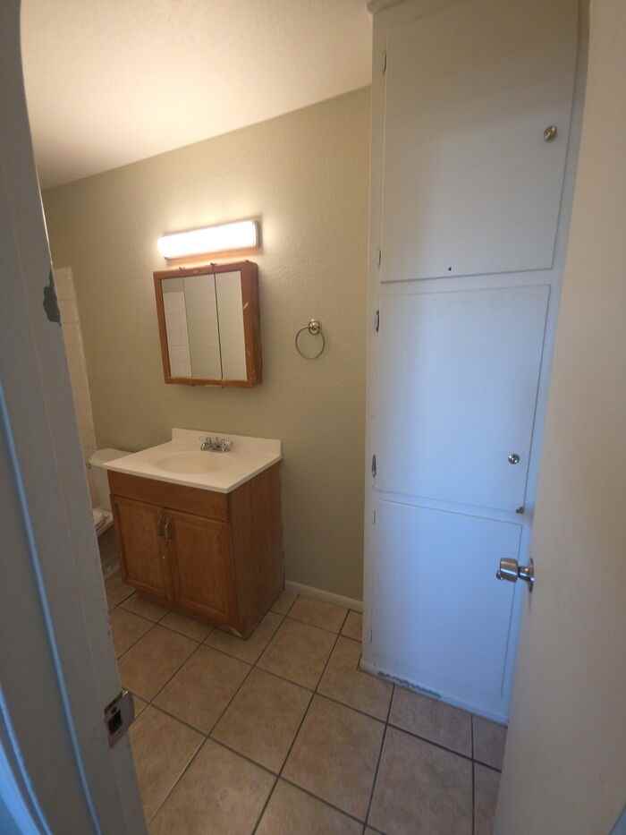 5857 W Coolidge St - Photo 6 of 19