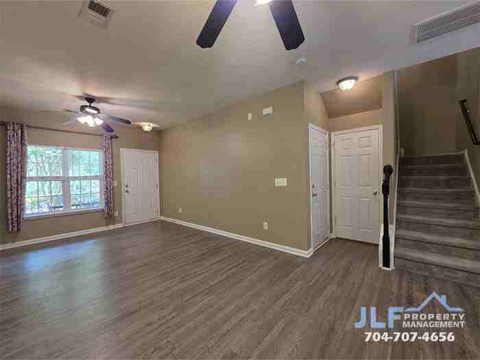 15417 Tully House Ct - Photo 2 of 19