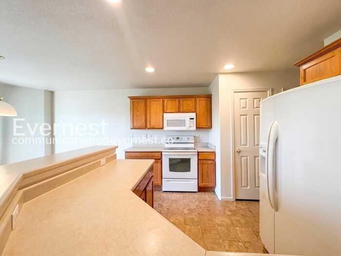 5849 Turnstone Pl - Photo 4 of 28