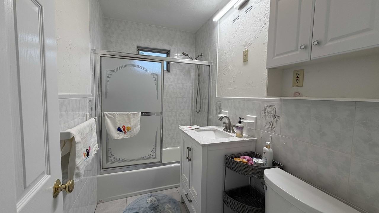 3 Jonathan St #1 - Photo 6 of 21