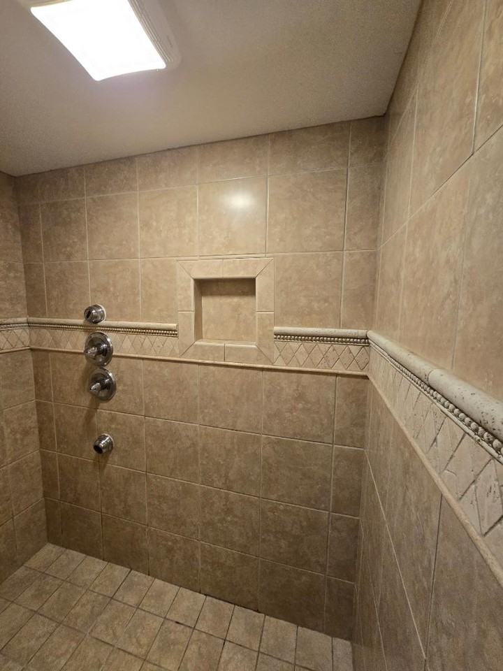 214 Hay St - Photo 5 of 12