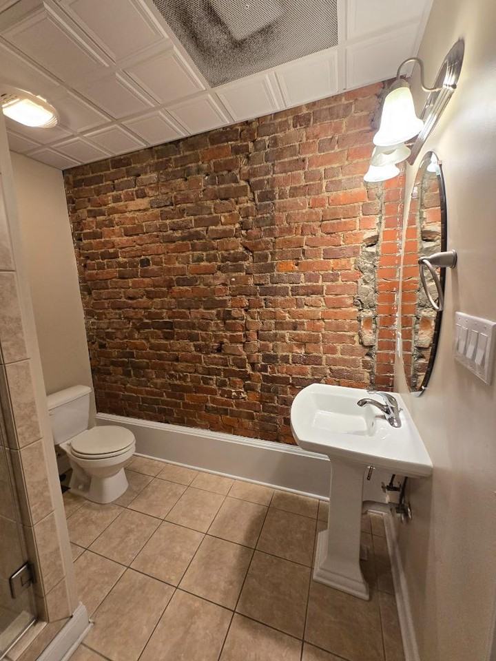 214 Hay St - Photo 6 of 12