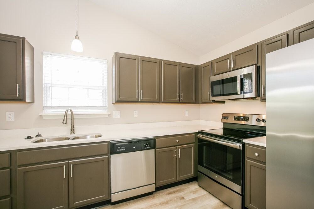 6114 King Lear Ct - Photo 6 of 15
