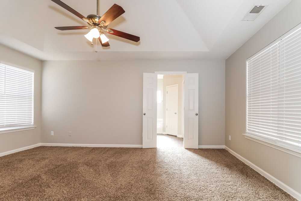 9093 Weeping Cherry Ln - Photo 5 of 15
