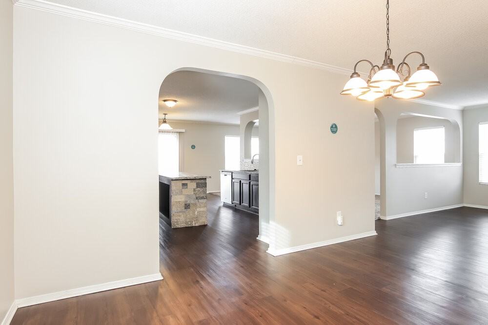 1005 Gelfield Rd - Photo 5 of 17