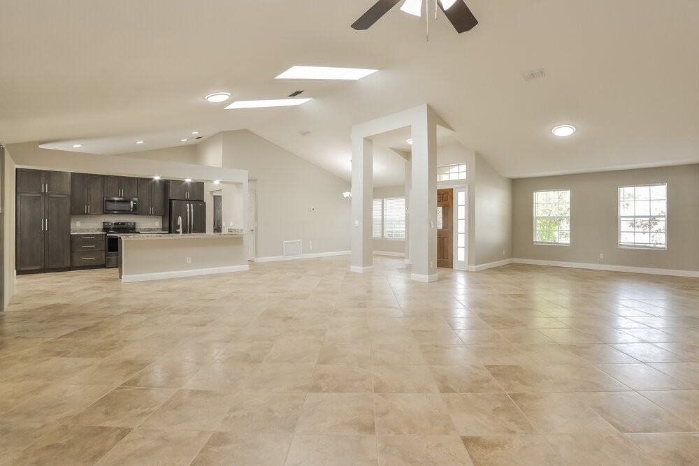 3035 Bluffton Cv - Photo 5 of 19