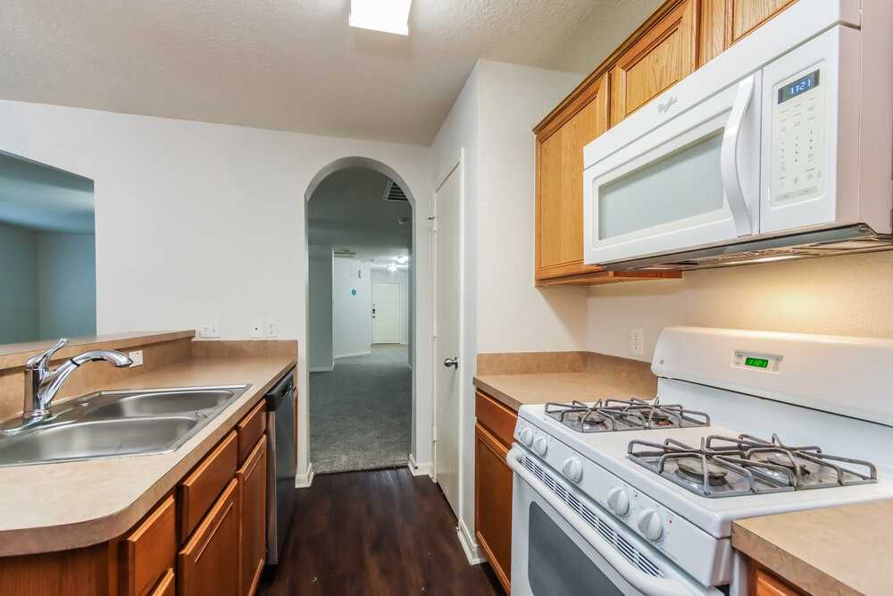 4422 Cannongate Dr - Photo 6 of 17