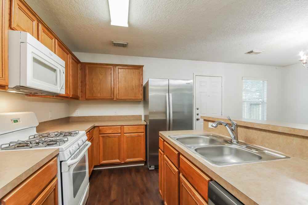 4422 Cannongate Dr - Photo 7 of 17