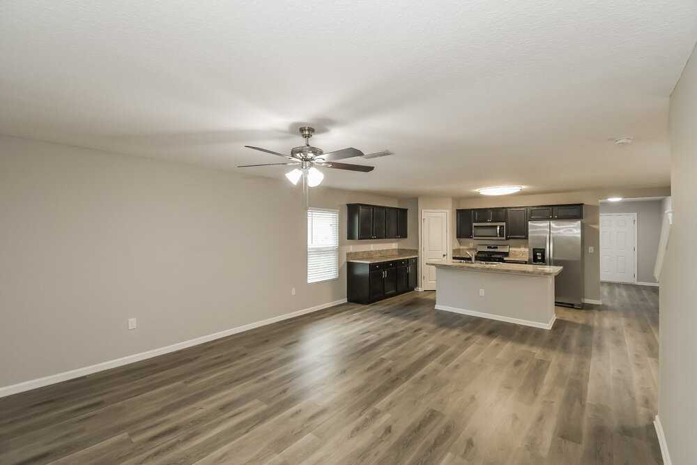 3059 Firethorn Ave - Photo 5 of 17