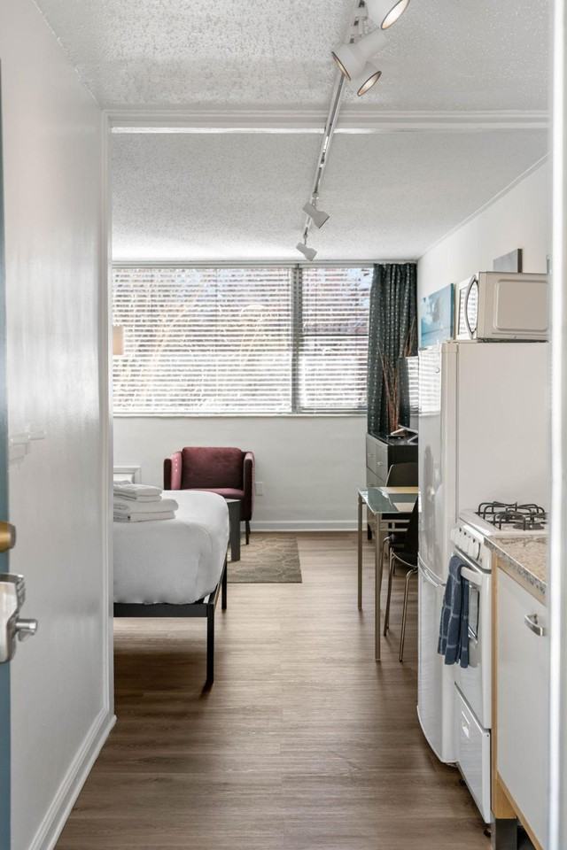 47 25th St Nw #1226705P - Photo 6 of 27