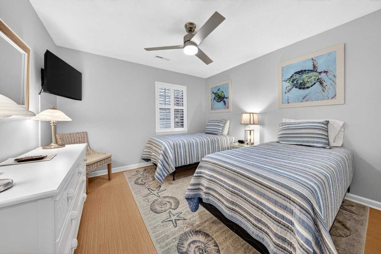 568 Pinehurst Ln #1370709P - Photo 7 of 31