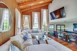 featured image of 9 Francis St