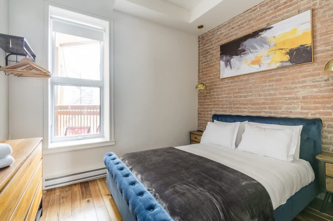 3979 Rue Saint-Denis #1543086P - Photo 4 of 12