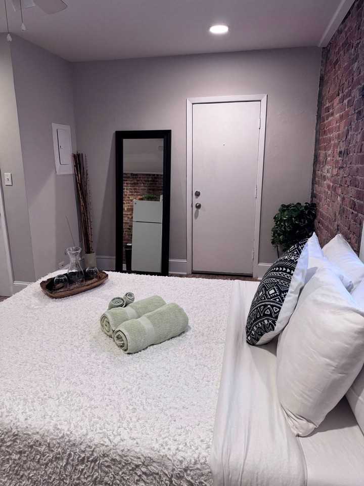 18 Buttles Ave #1544273P - Photo 7 of 21