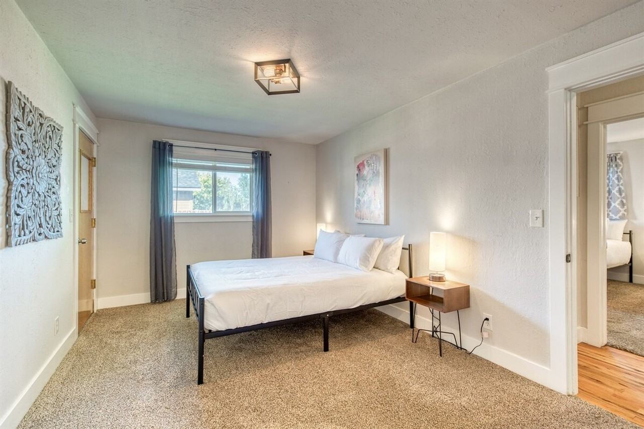 2501 N Kimball St #1547103P - Photo 6 of 26