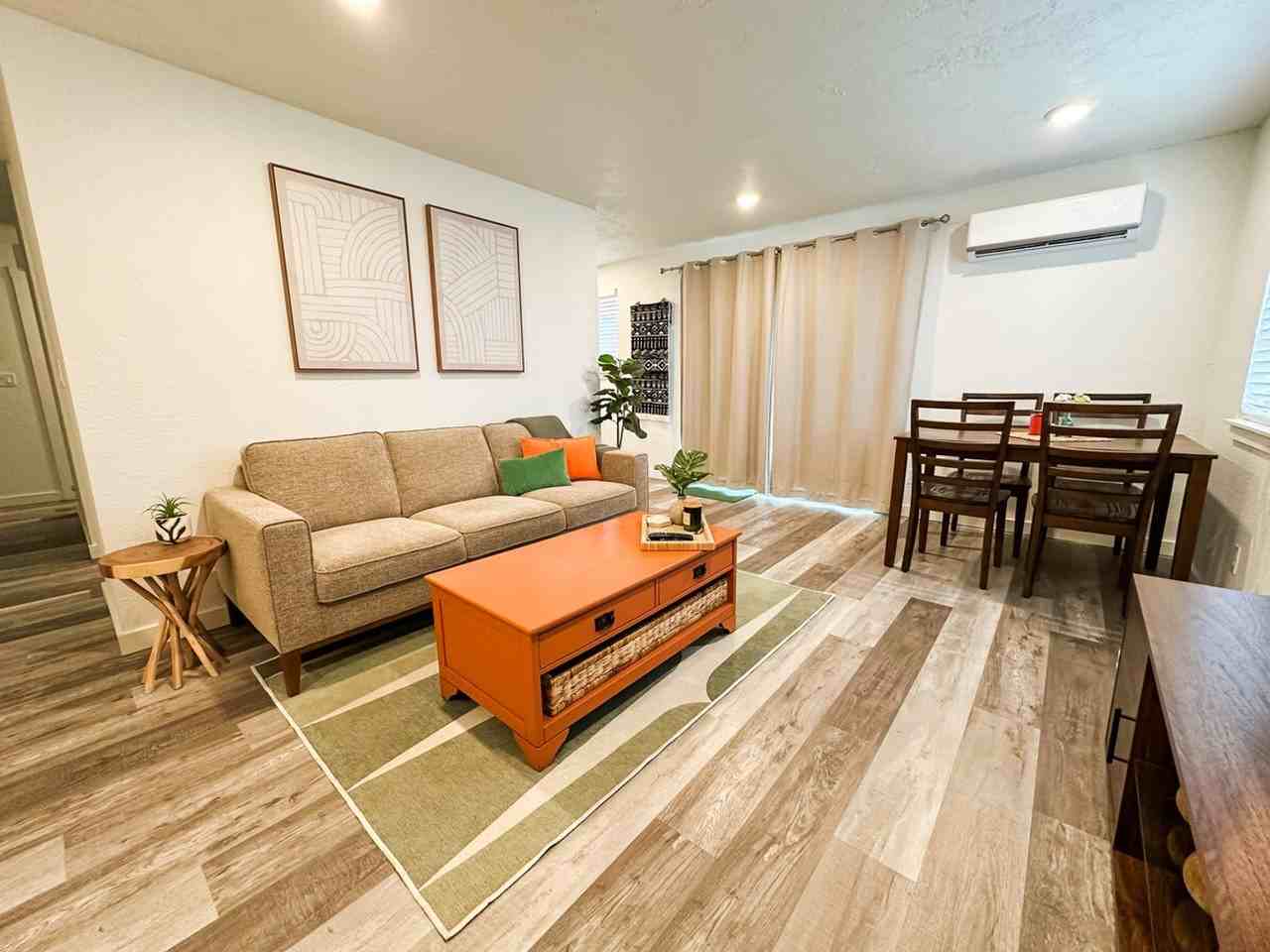 9403 W Edna St #1547119P - Photo 3 of 17