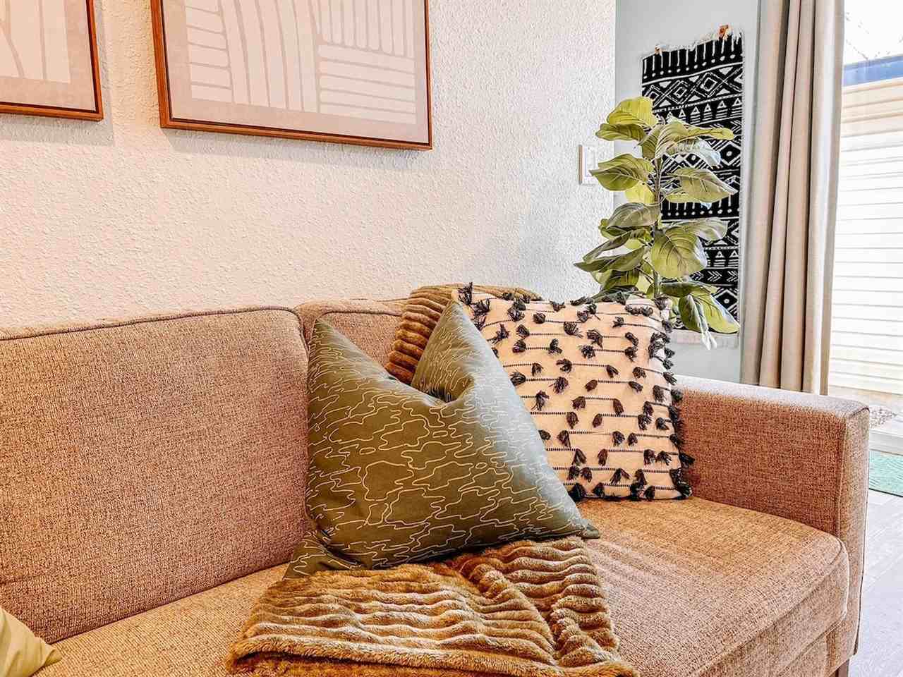 9403 W Edna St #1547119P - Photo 5 of 17