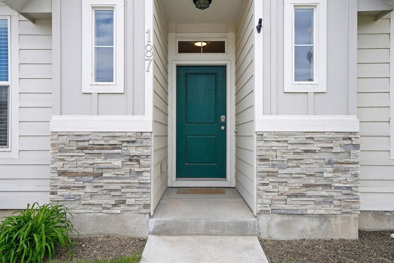 187 S Riggs Spring Ave #1547125P - Photo 7 of 30