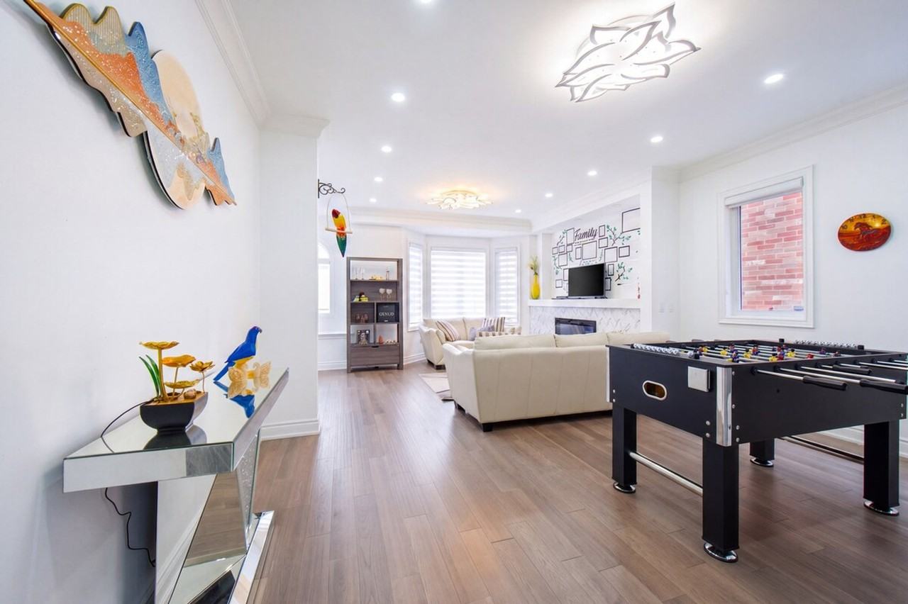 40 Treeline Blvd #1524147P - Photo 4 of 50