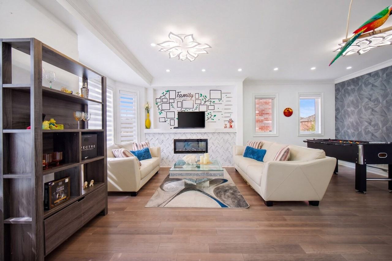 40 Treeline Blvd #1524147P - Photo 6 of 50