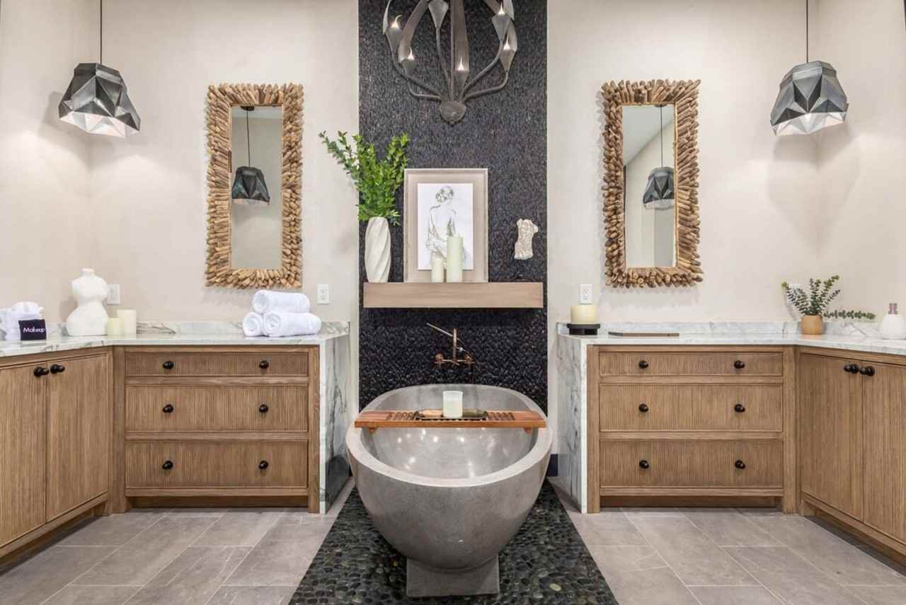6431 N 85th St #1558598P - Photo 7 of 50