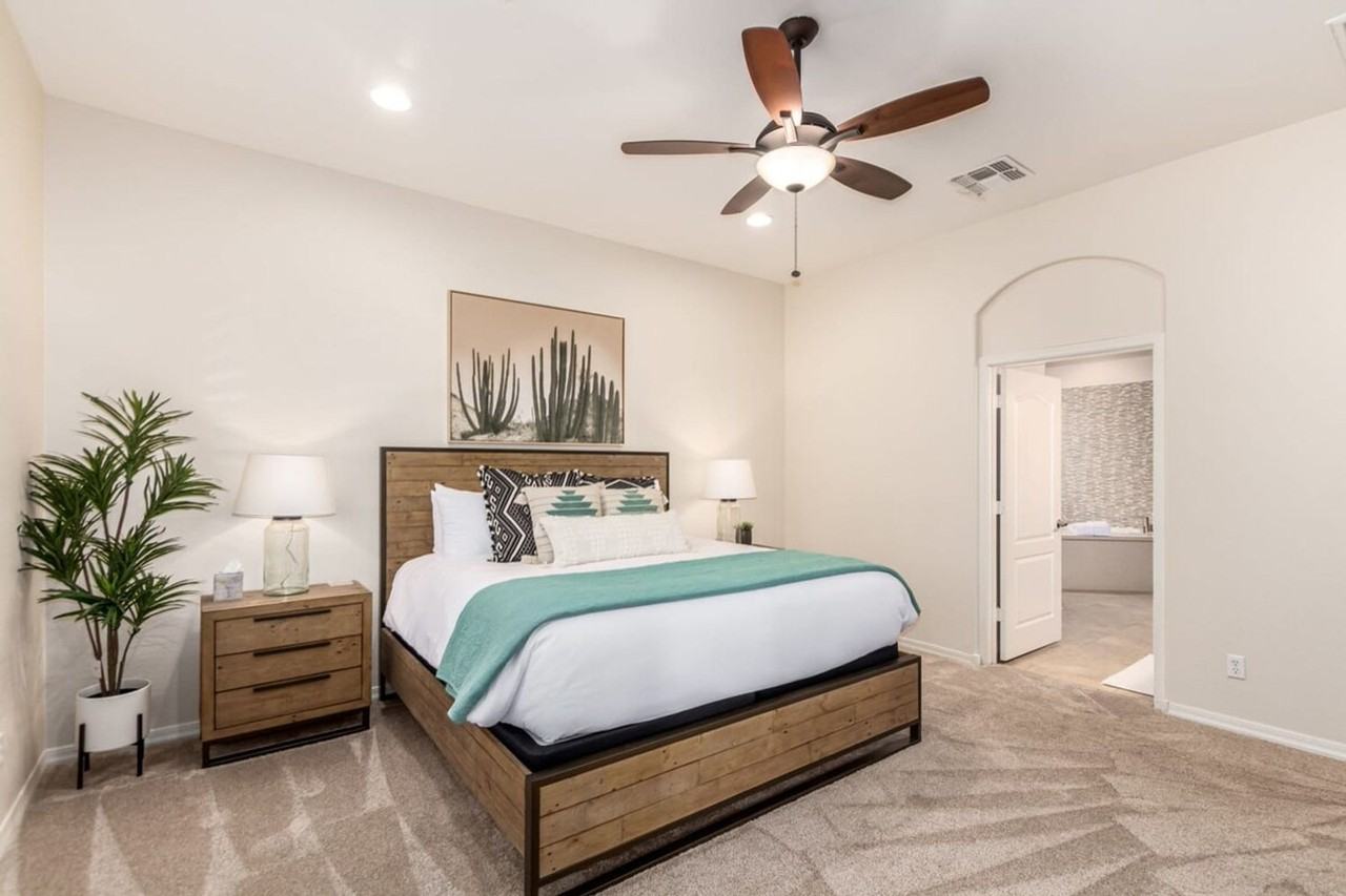 4530 E Monte Cristo Ave #1558625P - Photo 5 of 45