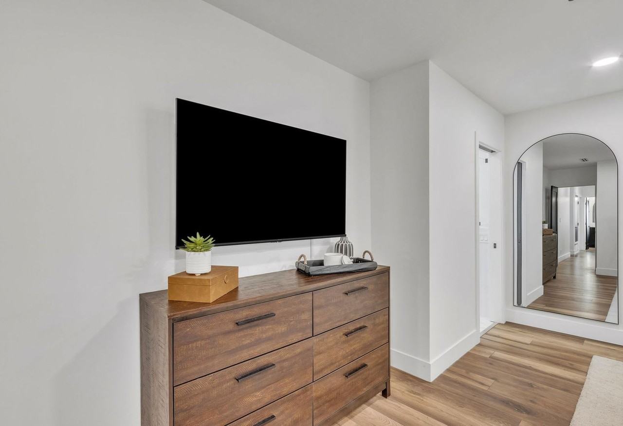2909 N 81st Pl #1558692P - Photo 7 of 50