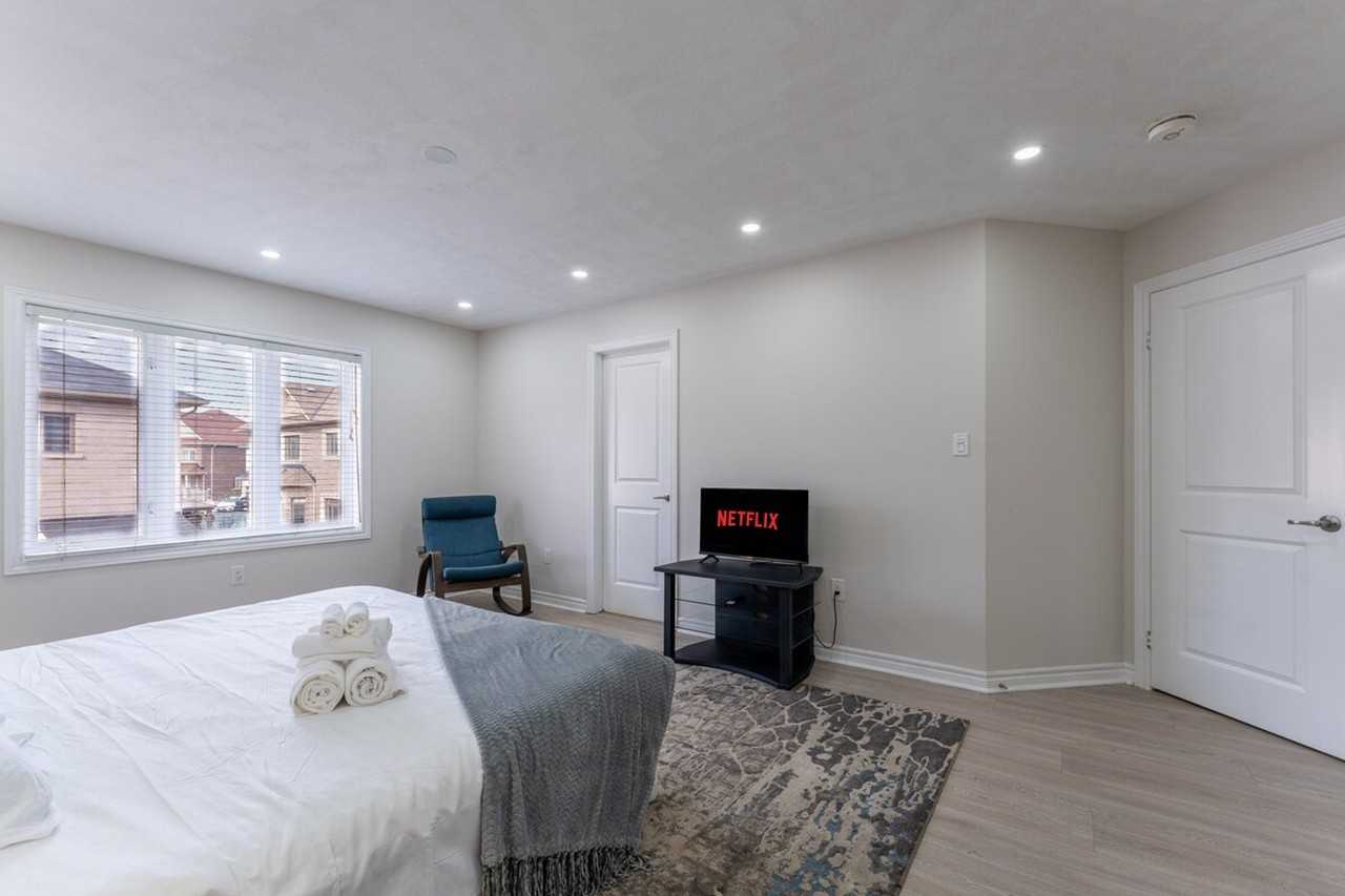 22 Loomis Rd #1504509P - Photo 5 of 49