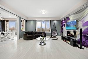 featured image of 19 Polstar Rd