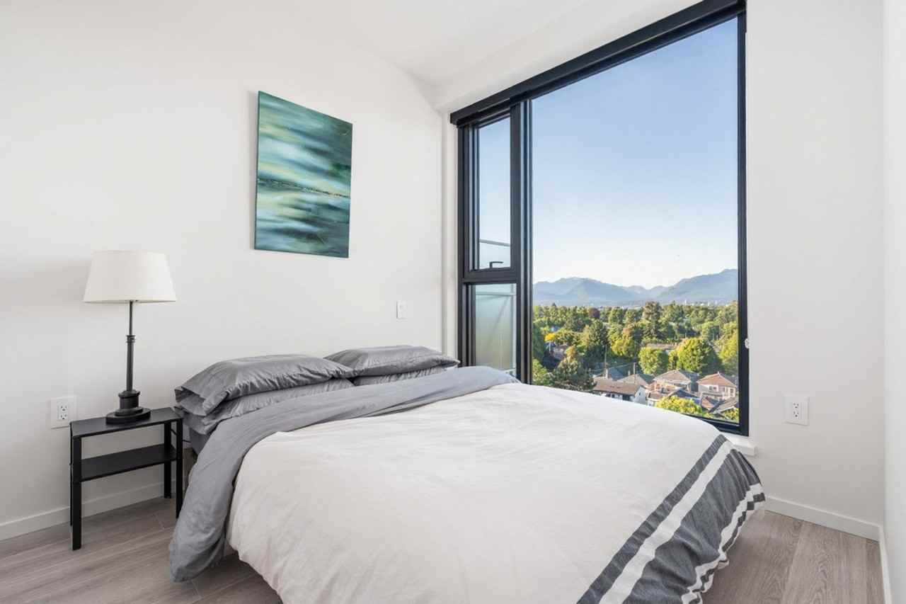 2729 Kingsway #1560834P - Photo 4 of 19