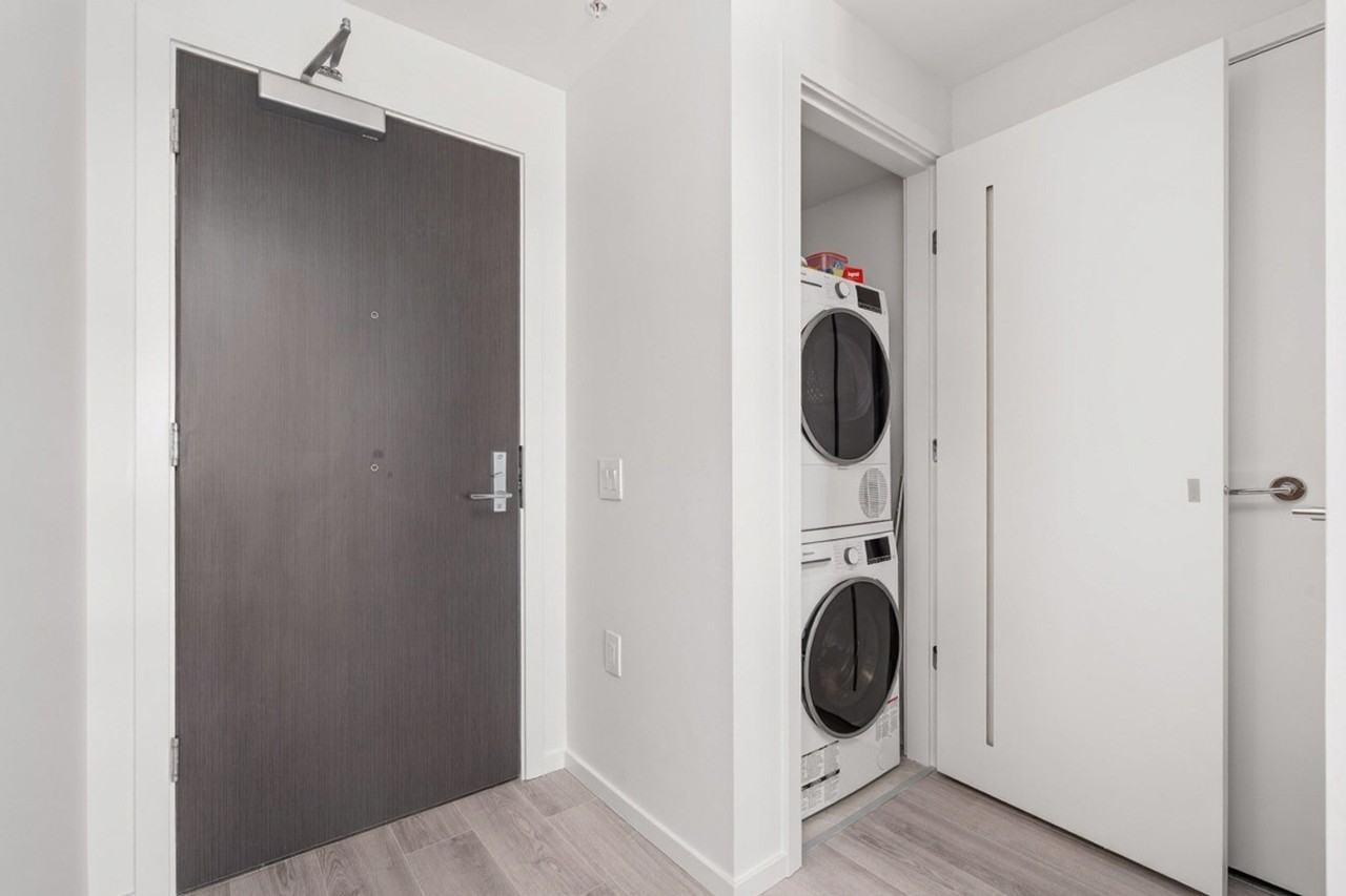 2729 Kingsway #1560834P - Photo 6 of 19