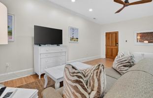 featured image of 801 Front St