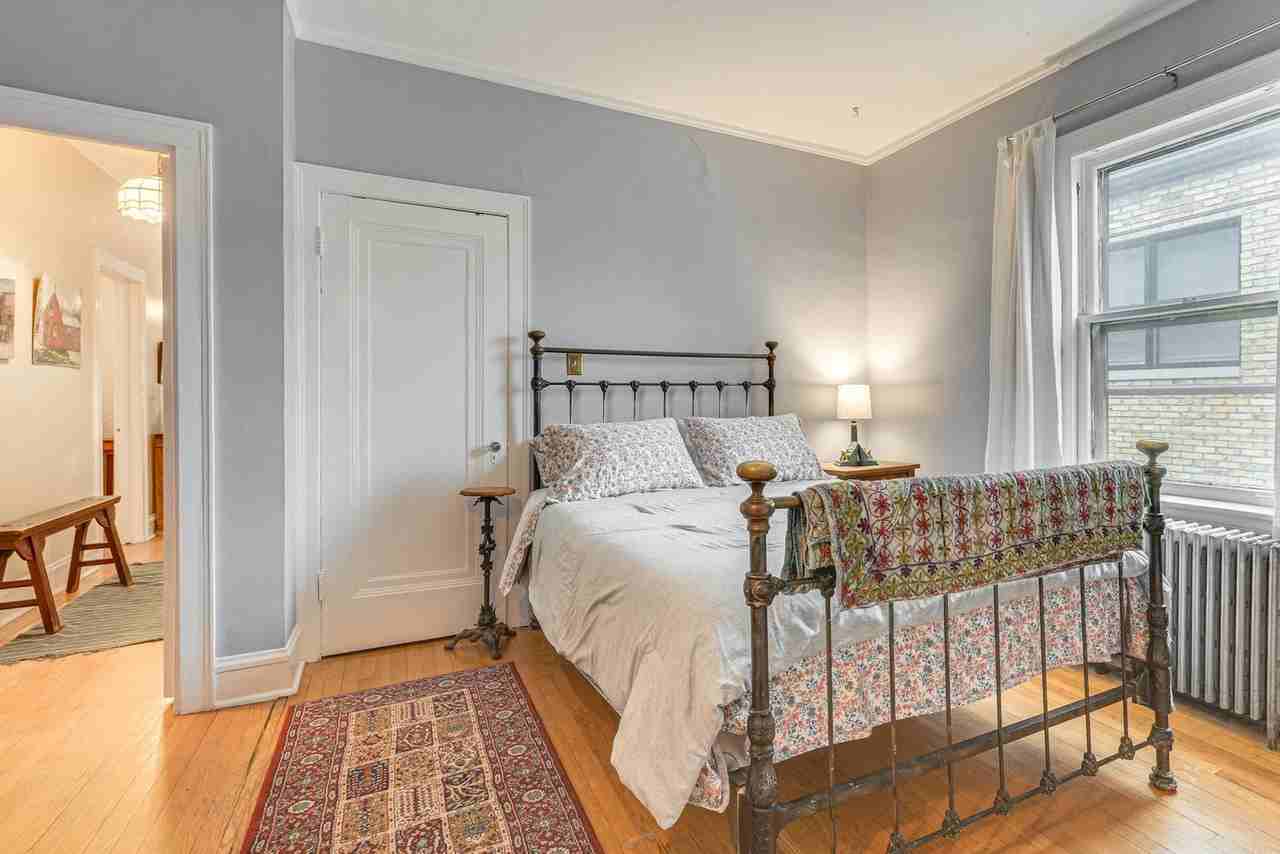2021 W Dickens Ave #1560809P - Photo 6 of 24