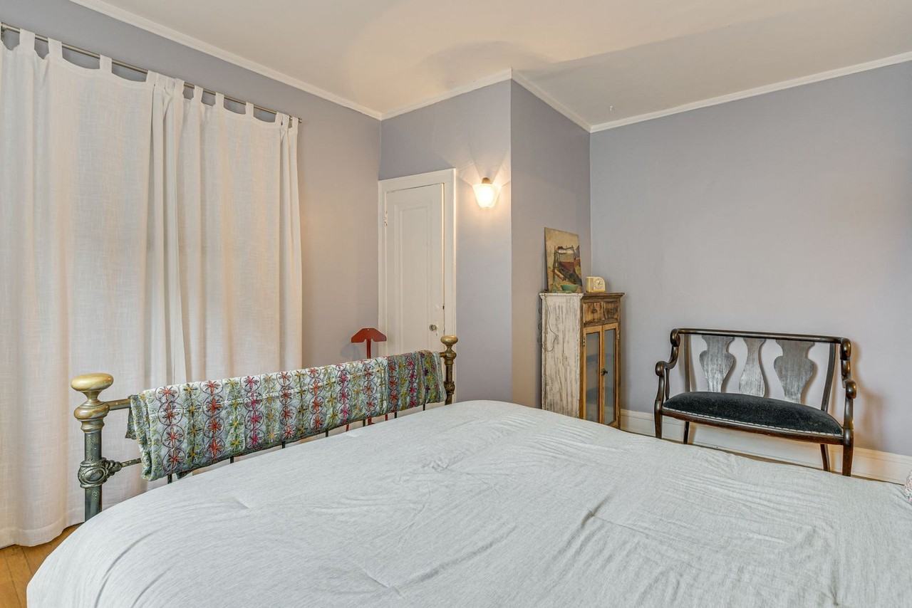 2021 W Dickens Ave #1560809P - Photo 7 of 24