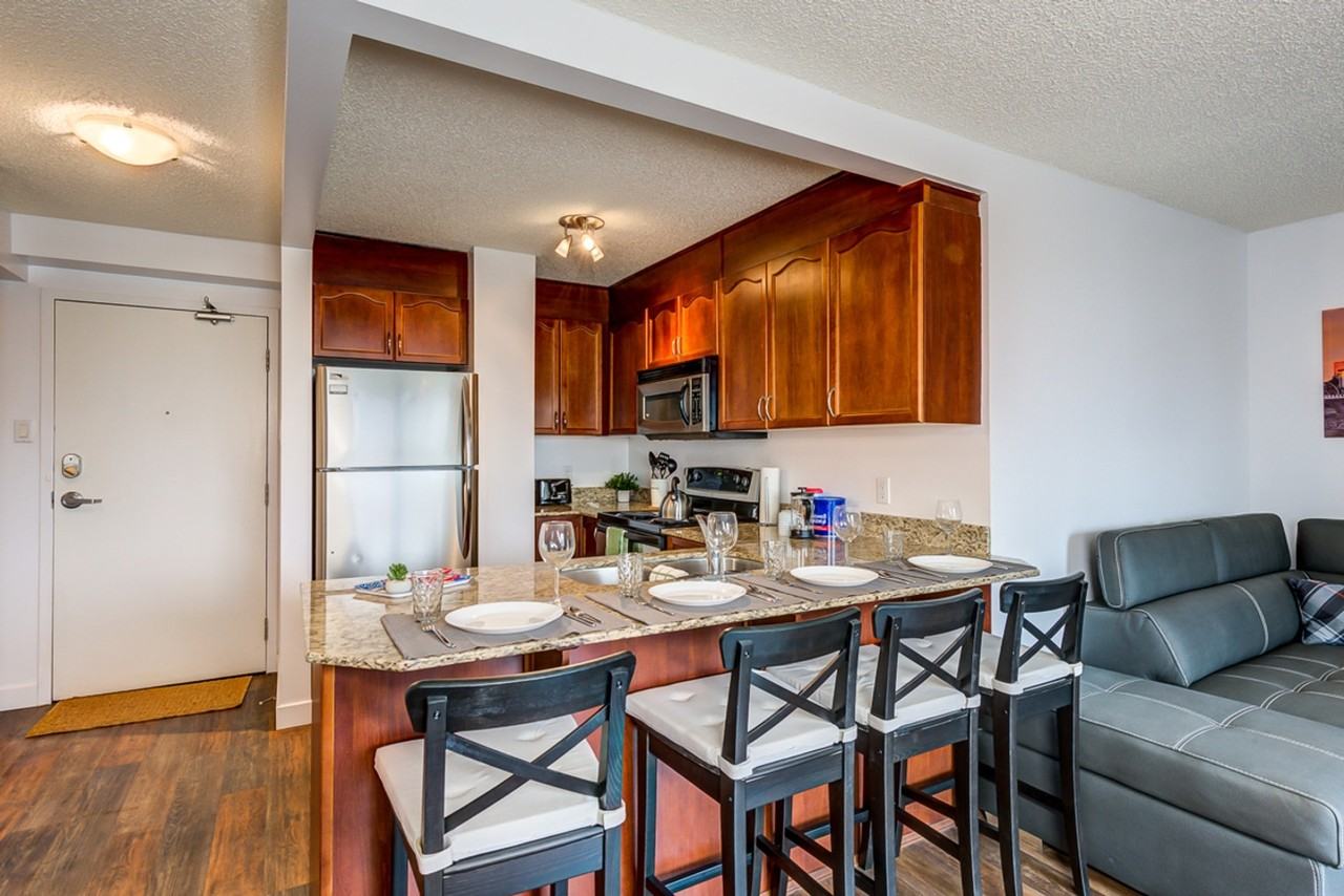 10915 98 Ave Nw #1564629P - Photo 6 of 19