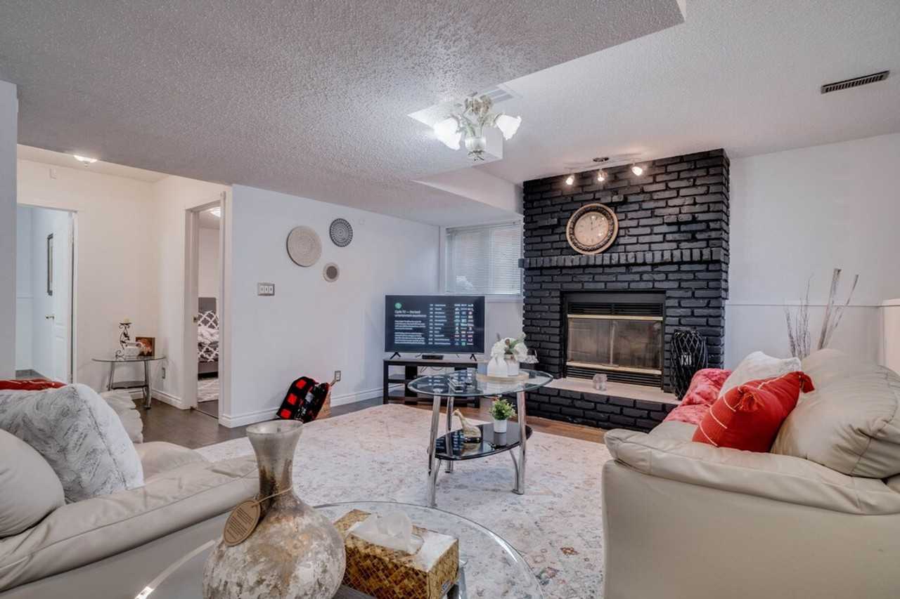 5839 185 St Nw #1564650P - Photo 2 of 50