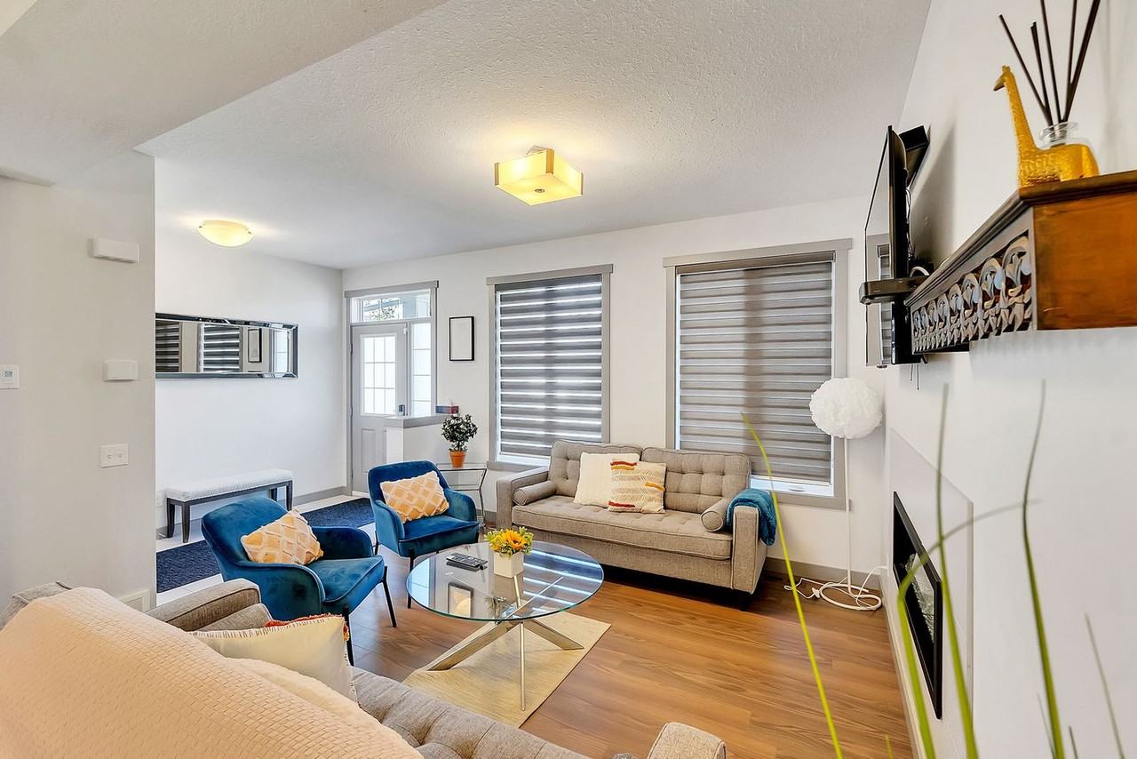 1515 167 St Sw #1564631P - Photo 5 of 50