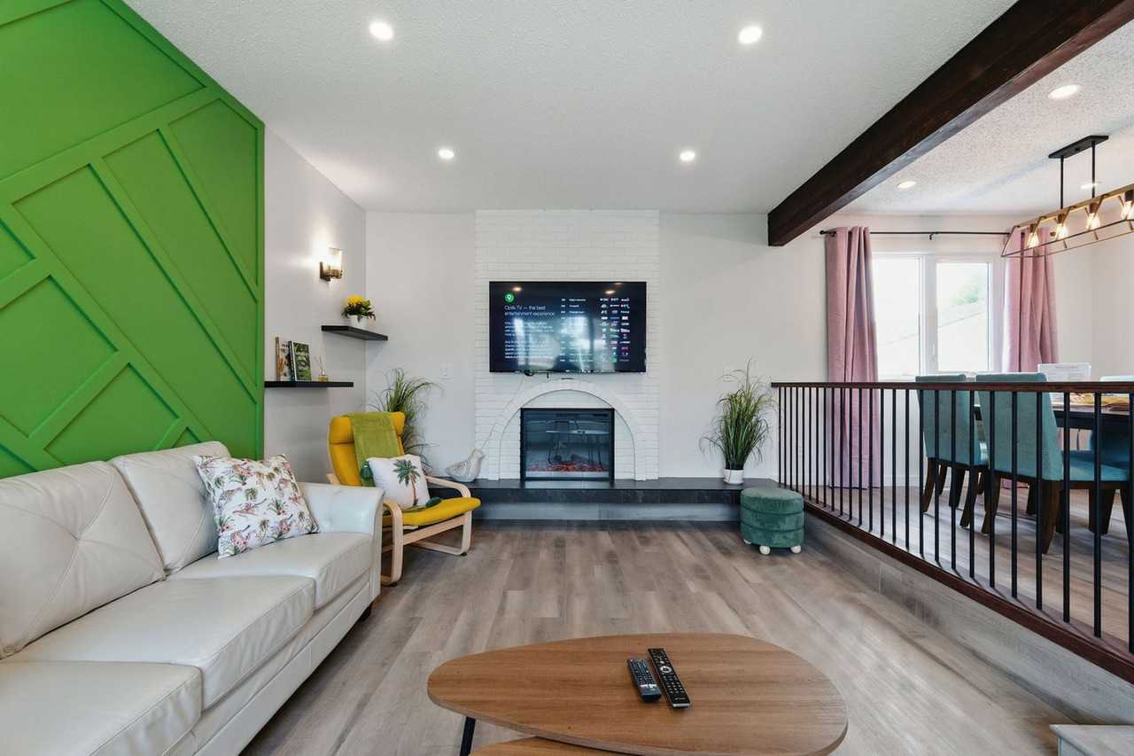 10719 42a Ave Nw #1564645P - Photo 3 of 50