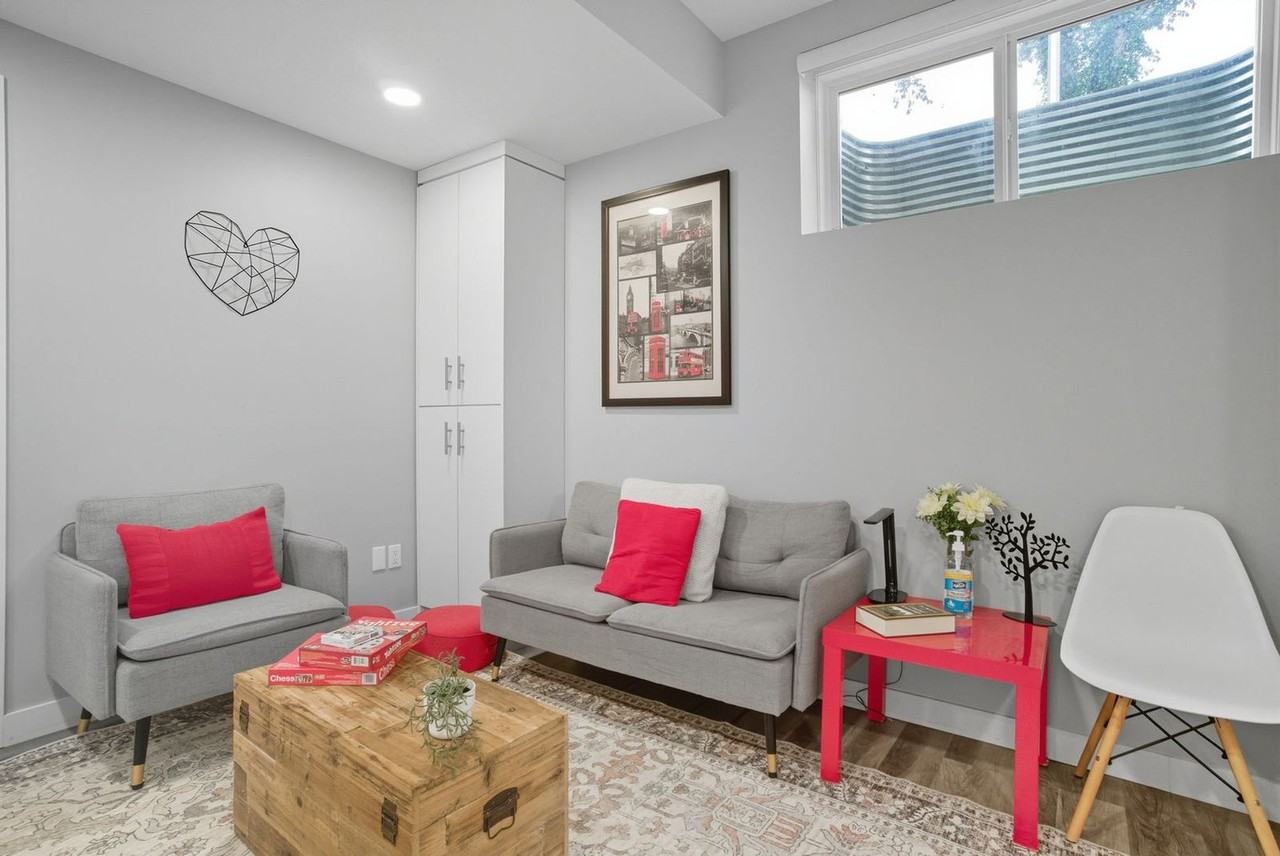 10515 123 Ave Nw #1564637P - Photo 4 of 50