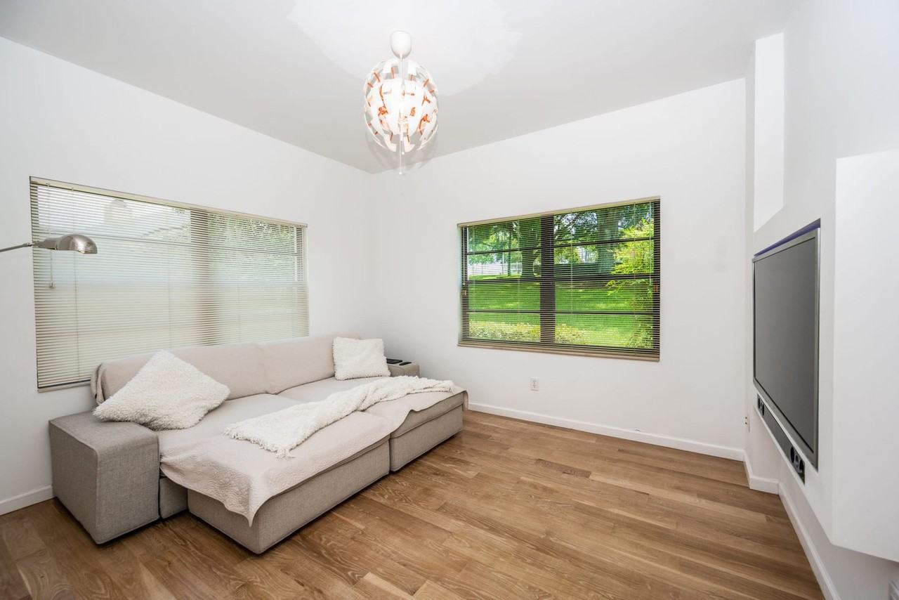 27919 Lake Jem Rd #1565879P - Photo 7 of 37