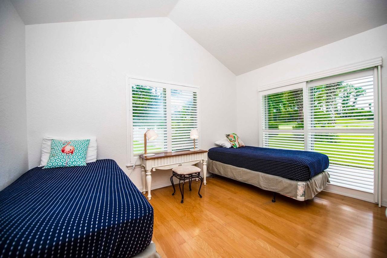 7714 Swiss Fairways Ave #1565890P - Photo 3 of 27