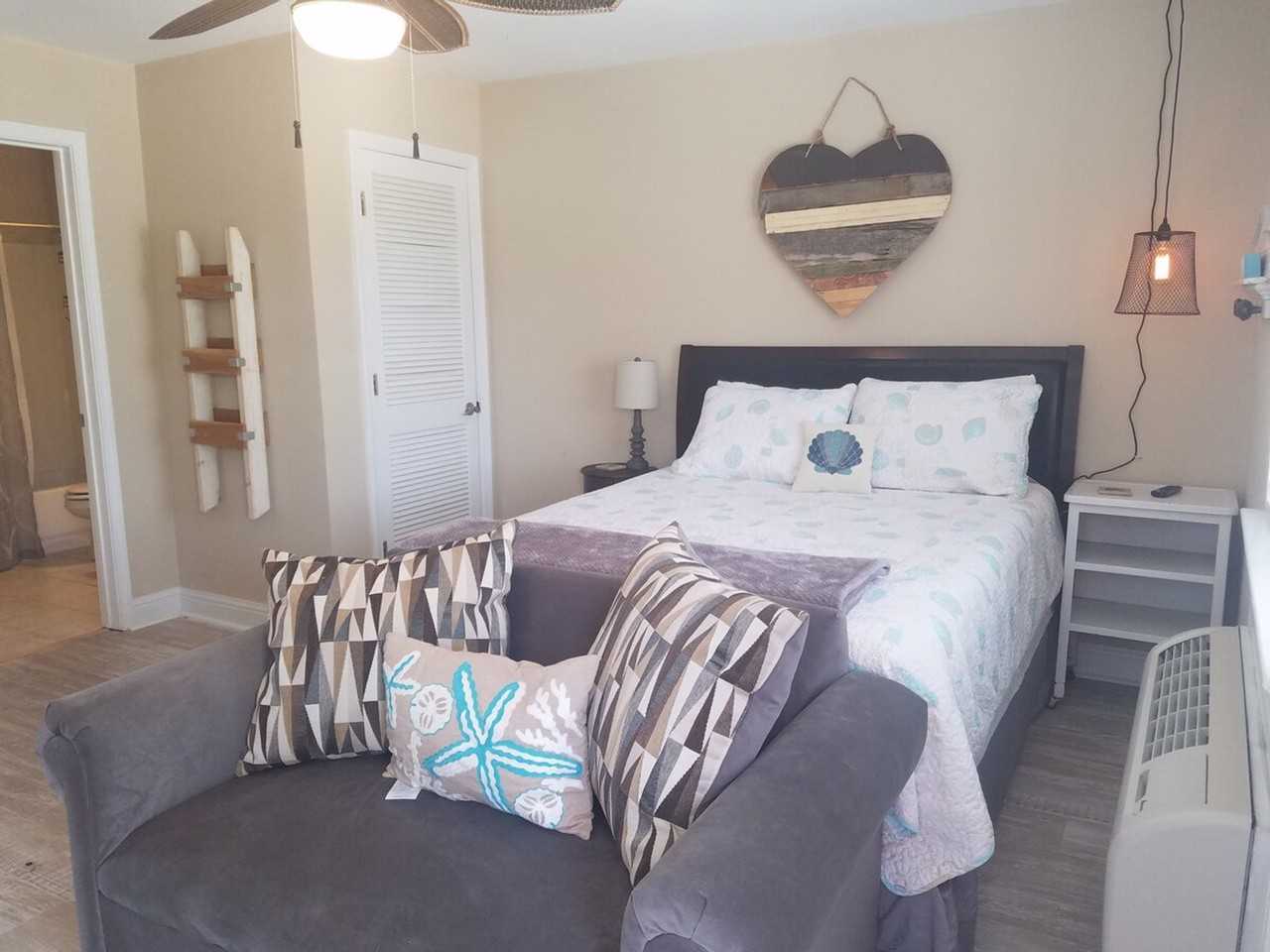 1664 Beach Blvd #1566287P - Photo 3 of 9